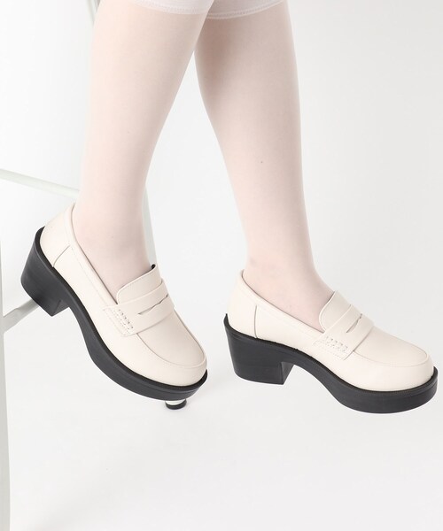 cs T&P（シーエスティーアンドピー）の「◆厚底ローファー（パンプス・レディース・ブラック系1/アイボリー/ブラック・S/M/L/LL）」の20枚目の写真
