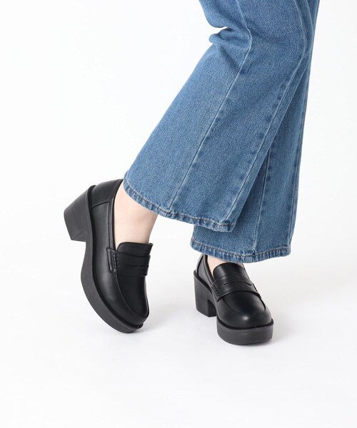 cs T&P（シーエスティーアンドピー）の「◆厚底ローファー（パンプス・レディース・ブラック系1/アイボリー/ブラック・S/M/L/LL）」の22枚目の写真