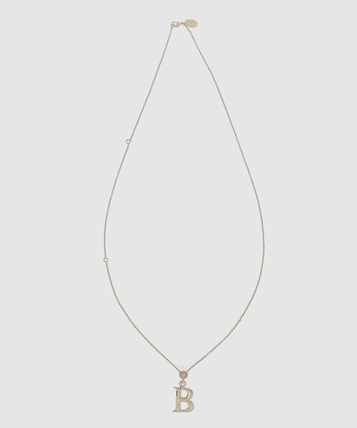Chloe(クロエ)の「alphabet/ペンダントネックレス(ネックレス・レディース・D/F/G/J/B/I・FREE)」の2枚目の写真