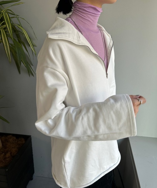 SHENERY(シーナリー)の「ハーフZIPスウェット(スウェット・レディース・グレー/オフホワイト/ブラック・FREE)」の18枚目の写真