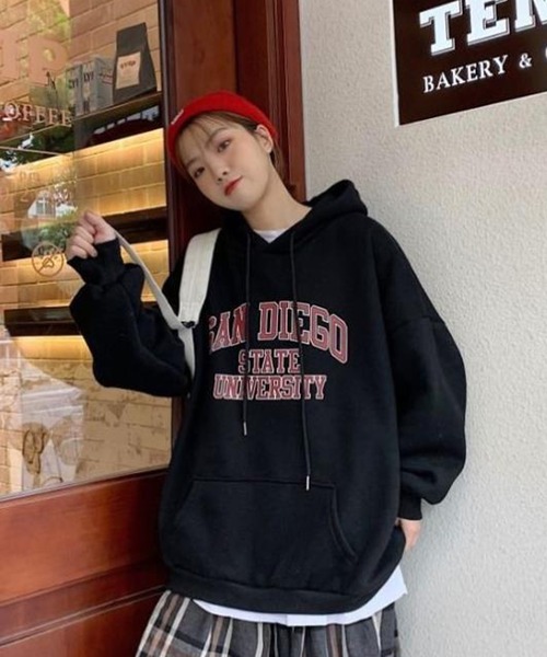 SHEPP(シープ)の「カレッジロゴ プルパーカー(パーカー・レディース・レッド/グレー/ネイビー/ブラック・L/XXL/XL)」の9枚目の写真