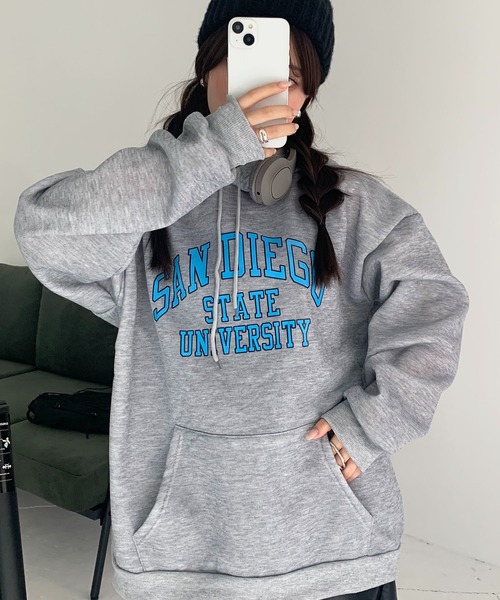 SHEPP(シープ)の「カレッジロゴ プルパーカー(パーカー・レディース・レッド/グレー/ネイビー/ブラック・L/XXL/XL)」の22枚目の写真