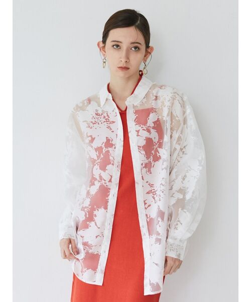 MURUA（ムルーア）の「シアーパターンオーバーシャツ（シャツ/ブラウス・レディース・ホワイト/ブラック・FREE）」の6枚目の写真