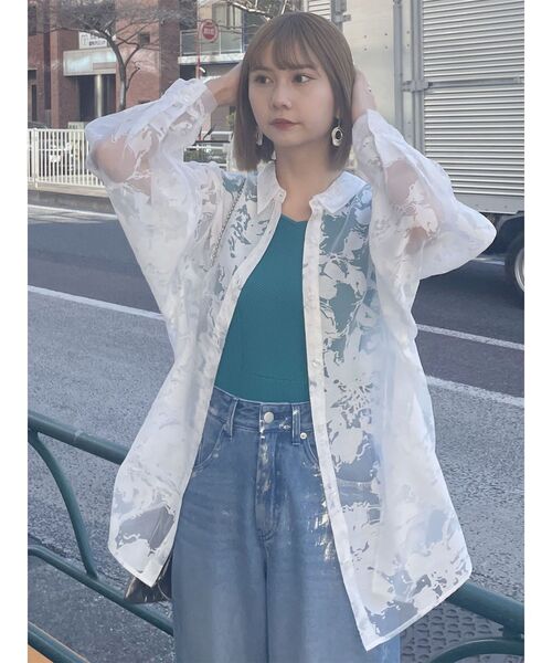 MURUA（ムルーア）の「シアーパターンオーバーシャツ（シャツ/ブラウス・レディース・ホワイト/ブラック・FREE）」の22枚目の写真