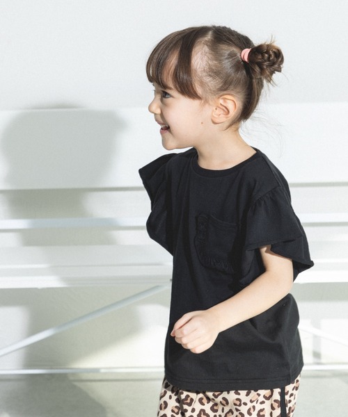 pairmanon（ペアマノン）の「ビッグフリル 胸ポケットTシャツ（Tシャツ/カットソー・キッズ・ブラック系その他/ライトピンク/ブルー/ピンク・90/100/110/120/130/140/150）」の6枚目の写真