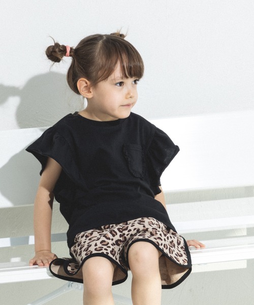 pairmanon（ペアマノン）の「ビッグフリル 胸ポケットTシャツ（Tシャツ/カットソー・キッズ・ブラック系その他/ライトピンク/ブルー/ピンク・90/100/110/120/130/140/150）」の8枚目の写真