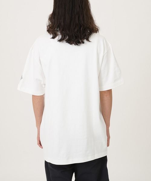PUMA（プーマ）の「PUMAxP.A.M. GRAPHIC TEE 622678（Tシャツ/カットソー・メンズ・ホワイト/イエロー/ブラック・MEDIUM/M）」の20枚目の写真