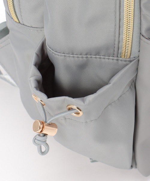 ikka（イッカ）の「撥水10ポケットミニリュック（バックパック/リュック・レディース・ブラック/グレー/オリーブ・FREE）」の5枚目の写真