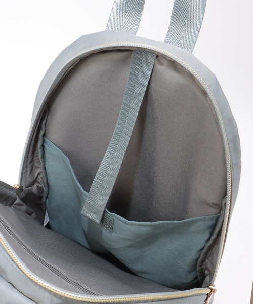 ikka（イッカ）の「撥水10ポケットミニリュック（バックパック/リュック・レディース・ブラック/グレー/オリーブ・FREE）」の19枚目の写真