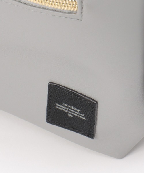 ikka（イッカ）の「撥水10ポケットミニリュック（バックパック/リュック・レディース・ブラック/グレー/オリーブ・FREE）」の16枚目の写真