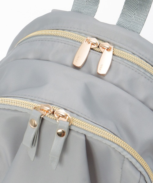 ikka（イッカ）の「撥水10ポケットミニリュック（バックパック/リュック・レディース・ブラック/グレー/オリーブ・FREE）」の14枚目の写真