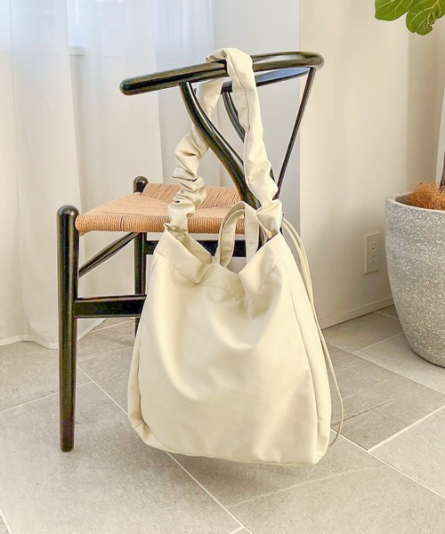 LOWRYS FARM（ローリーズファーム）の「シャーリング2WAYBAG 100159（トートバッグ・レディース・グレー/ブラック/アイボリー・FREE）」の3枚目の写真