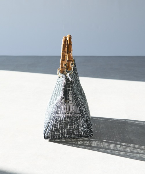 un dix cors（アンディコール）の「バンブーシアーバッグ（ハンドバッグ・レディース・ブラック/ブラウン・FREE）」の4枚目の写真