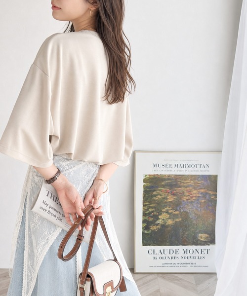 classicalelf(クラシカルエルフ)の「艶感素材でゆったりな着心地。オーバーサイズ ダンボールビッグTシャツ(Tシャツ/カットソー・レディース・杢グレー/ブルー/ベージュ/ブラック/ホワイト・SMALL/MEDIUM/LARGE/X-LARGE)」の19枚目の写真
