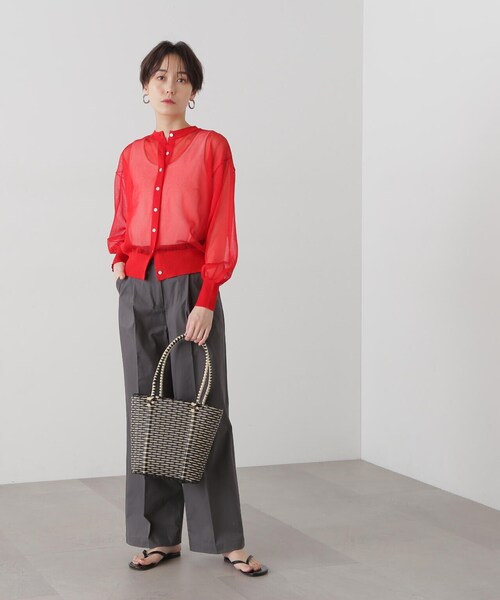 N.(N. Natural Beauty Basic)(エヌエヌナチュラルビューティーベーシック)の「◆クルーネックシアーカーディガン(カーディガン/ボレロ・レディース・ベージュ/レッド/オフホワイト・MEDIUM)」の13枚目の写真