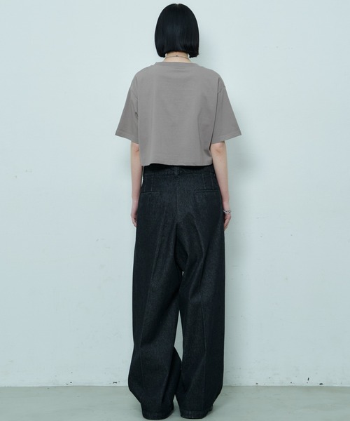 AIVER(アイバー)の「AIVER 16/-ウォッシュ天竺クロップドS/S TEE(Tシャツ/カットソー・レディース・ブラック/チャコールグレー/アッシュグレー/ホワイト・SMALL/MEDIUM/LARGE)」の11枚目の写真