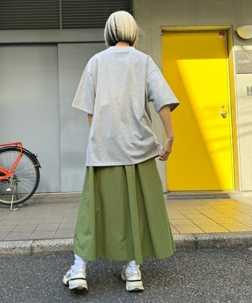 Candy Stripper（キャンディストリッパー）の「NYLON GATHER JUMPER スカート（ジャンパースカート・レディース・ブラック/カーキ/アイボリー・2）」の18枚目の写真