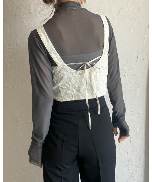 She's Closet(シーズクローゼット)の「ダブルジップアップショート丈ふくれジャガードビスチェベスト(ベスト・レディース・ベージュ/ブラック/ホワイト系その他/ブラック系その他/アイボリー/グレー・FREE)」の10枚目の写真