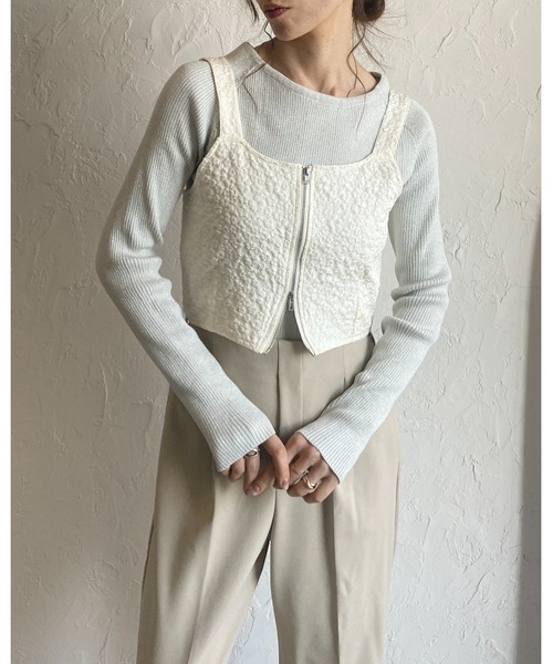 She's Closet(シーズクローゼット)の「ダブルジップアップショート丈ふくれジャガードビスチェベスト(ベスト・レディース・ベージュ/ブラック/ホワイト系その他/ブラック系その他/アイボリー/グレー・FREE)」の15枚目の写真