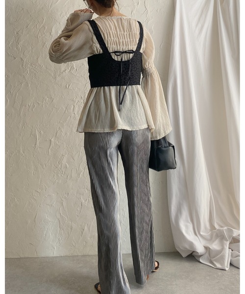 She's Closet(シーズクローゼット)の「ダブルジップアップショート丈ふくれジャガードビスチェベスト(ベスト・レディース・ベージュ/ブラック/ホワイト系その他/ブラック系その他/アイボリー/グレー・FREE)」の17枚目の写真