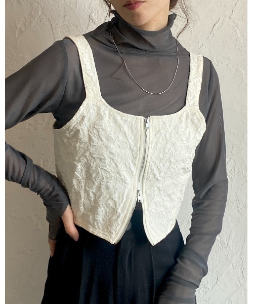 SHAGGIE（シャギー）の「フード付きダブルファスナーニット