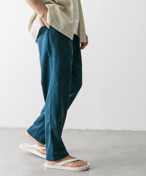 URBAN RESEARCH DOORS（アーバンリサーチドアーズ）の「『吸水速乾/イージーケア』リネンライクイージーパンツ（その他パンツ・メンズ・チャコールグレー/オフホワイト/ブラック/インディゴブルー/グリーン系その他・SMALL/LARGE/MEDIUM）」の12枚目の写真