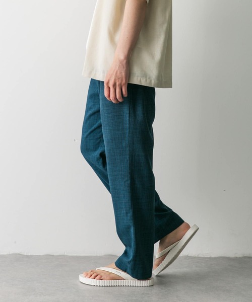 URBAN RESEARCH DOORS（アーバンリサーチドアーズ）の「『吸水速乾/イージーケア』リネンライクイージーパンツ（その他パンツ・メンズ・チャコールグレー/オフホワイト/ブラック/インディゴブルー/グリーン系その他・SMALL/LARGE/MEDIUM）」の14枚目の写真