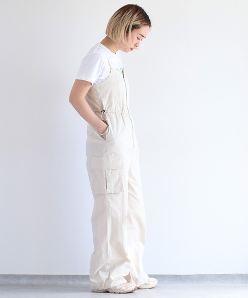 cepo（セポ）の「ドロストキャミカーゴロンパース（サロペット/オーバーオール・レディース・ブラック/オフホワイト・M）」の11枚目の写真