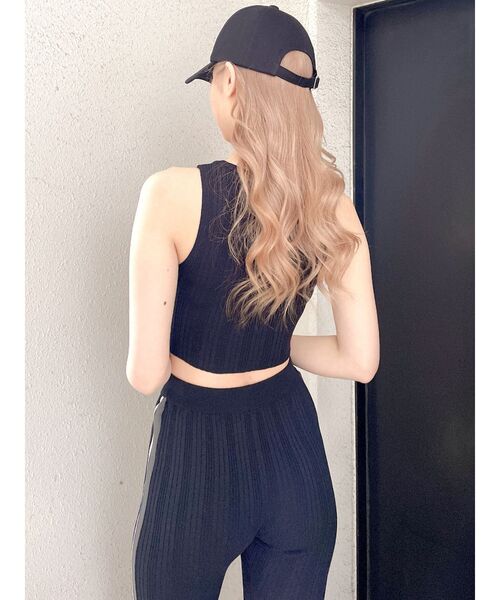 GYDA（ジェイダ）の「【SETUP着用可】サイドラインニットタンクトップ（ニット/セーター・レディース・ピンク/グレー/ブラック・FREE）」の4枚目の写真