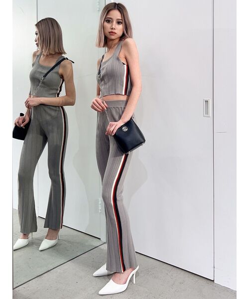 GYDA（ジェイダ）の「【SETUP着用可】サイドラインニットタンクトップ（ニット/セーター・レディース・ピンク/グレー/ブラック・FREE）」の15枚目の写真