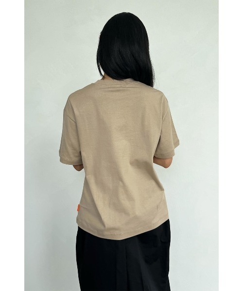ALEXIA STAM（アリシアスタン）の「Nostalgic Favorites Tee /フロントデザインオーバーTee（Tシャツ/カットソー・レディース・ホワイト/ベージュ/チャコールグレー・FREE）」の22枚目の写真