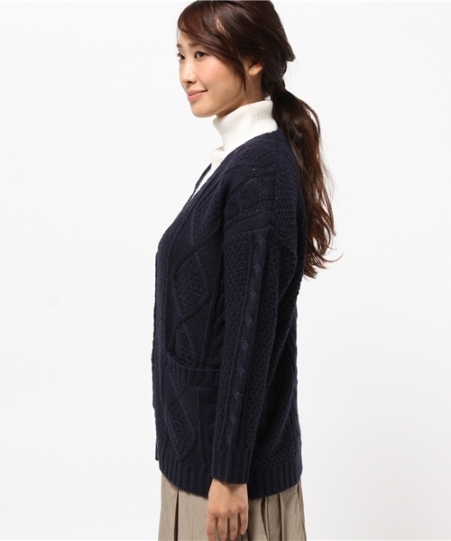 Green Parks(グリーンパークス)の「・Uノーカラーケーブルウールカーデ(カーディガン/ボレロ・レディース・チャコールグレー/ネイビー/アイボリー/レッド・FREE)」の6枚目の写真
