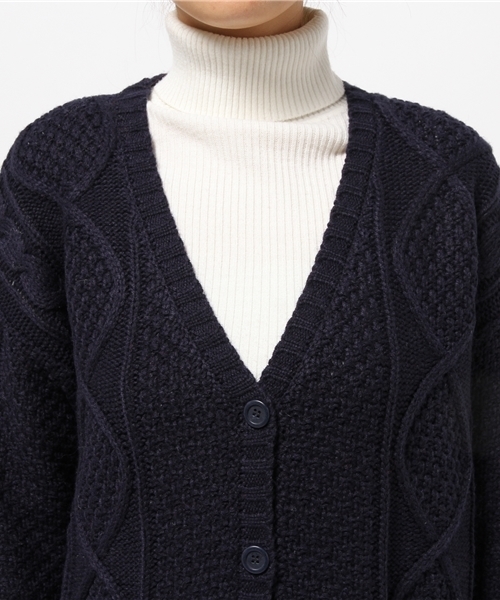 Green Parks(グリーンパークス)の「・Uノーカラーケーブルウールカーデ(カーディガン/ボレロ・レディース・チャコールグレー/ネイビー/アイボリー/レッド・FREE)」の8枚目の写真
