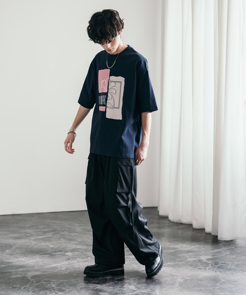 Rocky Monroe(ロッキーモンロー)の「オーバーサイズフラワーアートプリント半袖Tシャツ(Tシャツ/カットソー・メンズ・ホワイト/ネイビー/チャコール/グリーン・M/L/XL)」の18枚目の写真