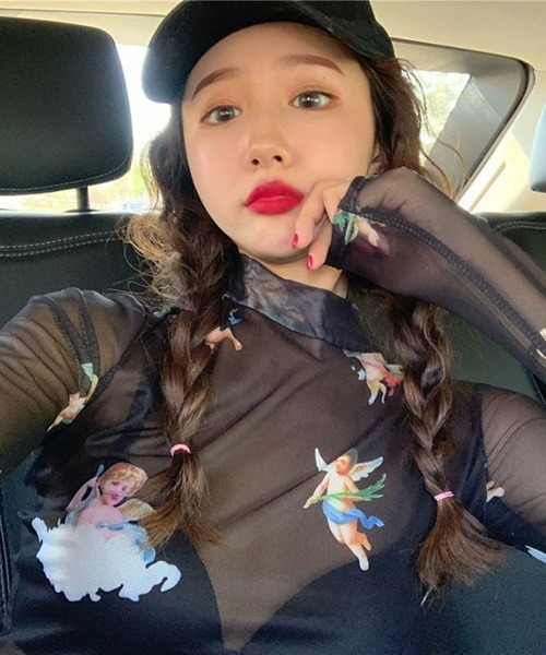 Mayree（メイリー）の「【Mayree】 天使柄 シースルー シアー メッシュ ハイネック タートル（Tシャツ/カットソー・レディース・ブラック・FREE）」の5枚目の写真