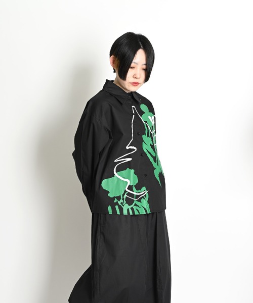 MARAI(マーライ)の「アートプリント長袖ブラウス レギュラーカラー(シャツ/ブラウス・レディース・ブラック/ホワイト・FREE)」の17枚目の写真