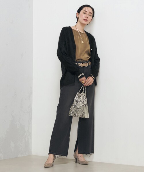 Laraaji(ララージ)の「カシミヤファー加工Vネックカーディガン(カーディガン/ボレロ・レディース・ブラウン/ブラック・38)」の13枚目の写真