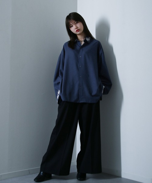美品★22SS 花柄プリント フレアスリーブ ブラウス ネイビー 36 美品☆22SS 花柄プリント フレアスリーブ ブラウス ネイビー 36