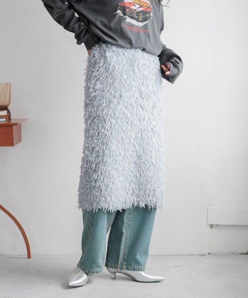 LOWRYS FARM（ローリーズファーム）の「フェザータイトスカート　136543（スカート・レディース・ブラック/アイボリー/グレー・FREE）」の3枚目の写真