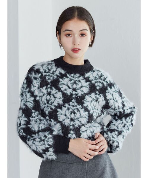 MURUA（ムルーア）の「ダマスクシャギーニットトップス（ニット/セーター・レディース・ブラック/パープル/モカ・FREE）」の7枚目の写真