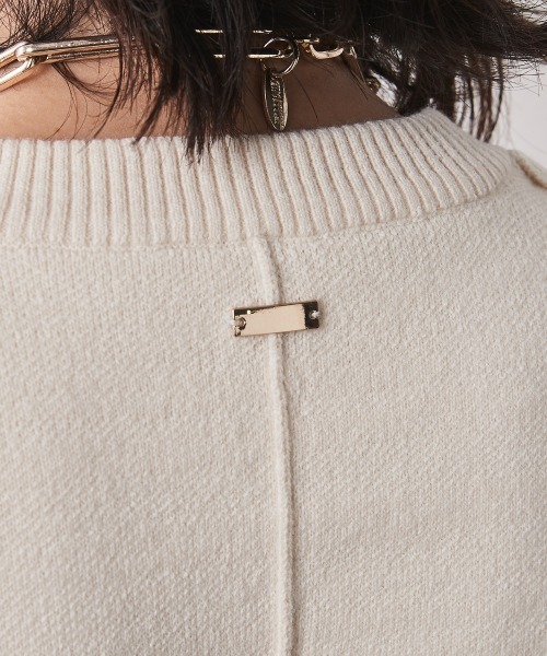 CHIC STYLE（シックスタイル）の「アームウォーマー付クルーネックニットプルオーバー ＜大きいサイズ有＞シックスタイル（ニット/セーター・レディース・グレー/アイボリー/ブラック/ブラウン・M/L/LL/3L/4L/5L）」の16枚目の写真