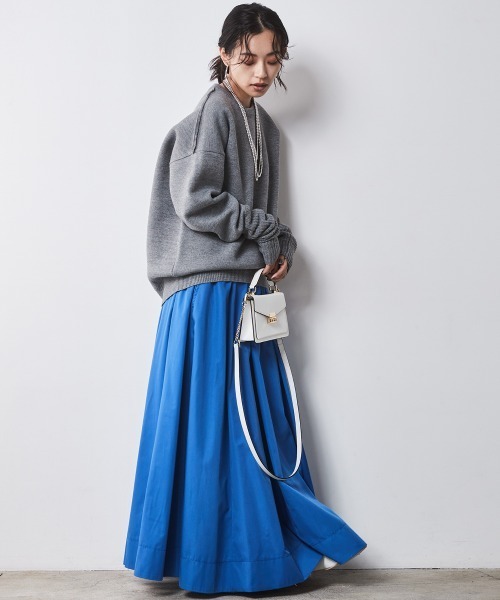 CHIC STYLE（シックスタイル）の「アームウォーマー付クルーネックニットプルオーバー ＜大きいサイズ有＞シックスタイル（ニット/セーター・レディース・グレー/アイボリー/ブラック/ブラウン・M/L/LL/3L/4L/5L）」の7枚目の写真