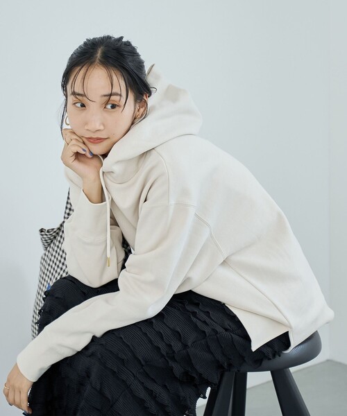 coen（コーエン）の「CVC裏起毛フーディーパーカー（パーカー・レディース・ワインレッド/ブラック/オフホワイト・M/L）」の2枚目の写真