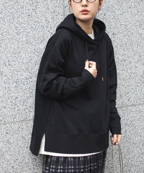 coen（コーエン）の「CVC裏起毛フーディーパーカー（パーカー・レディース・ワインレッド/ブラック/オフホワイト・M/L）」の3枚目の写真