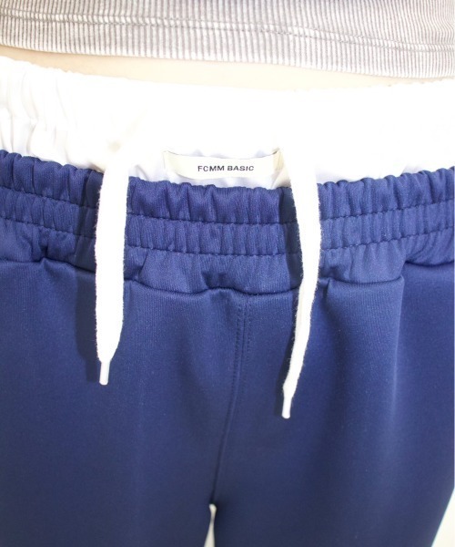 FCMM(エフシーエムエム)の「LAYERD JERSEY PANTS/レイヤードジャージパンツ(その他パンツ・レディース・ネイビー/ブラック/アイボリー・SMALL/MEDIUM)」の4枚目の写真