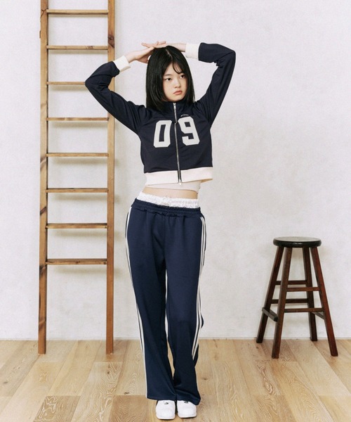 FCMM(エフシーエムエム)の「LAYERD JERSEY PANTS/レイヤードジャージパンツ(その他パンツ・レディース・ネイビー/ブラック/アイボリー・SMALL/MEDIUM)」の7枚目の写真