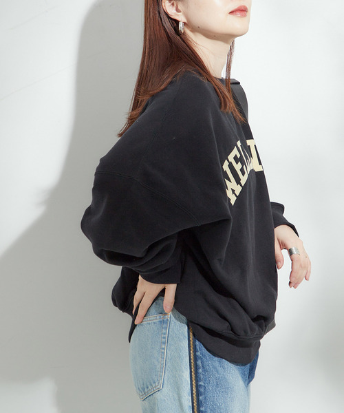 美品〈INSCRIRE〉Asymmetry Sweat Shirt スウェット 美品〈INSCRIRE〉Asymmetry Sweat Shirt スウェット