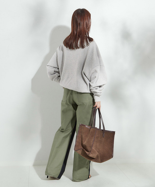 INSCRIRE（アンスクリア）の「《追加2》《別注》【INSCRIRE /アンスクリア】Asymmetry Sweat Shirt：スウェット（スウェット・レディース・チャコールグレー/ブラック・MEDIUM）」の11枚目の写真