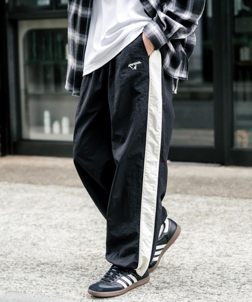 ☆美品☆　レオナール　定番　カンカン　パンツ　黒　４２ ☆美品☆ レオナール 定番 カンカン パンツ 黒 42 新作同様 2025年