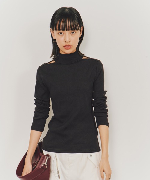 UNITED TOKYO(ユナイテッドトウキョウ)の「【2way】ソフトタッチロングスリーブトップス/ソフトタッチスリットネックトップス|ウォッシャブル/ロンT/春服(Tシャツ/カットソー・レディース・グレー/ダークブラウン/ホワイト/インディゴブルー/イエロー/ブルー・FREE)」の21枚目の写真